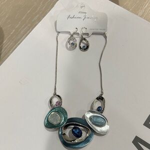 Fashion Jewelry Silver and Blue Necklace Set